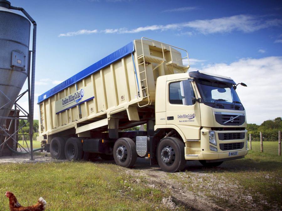  Volvo FM 420 8x4 2010 года  (UK) (фото 1 из 6)